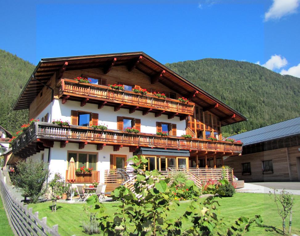 Haus Am Muehlbach Hotel Weissensee Exterior photo